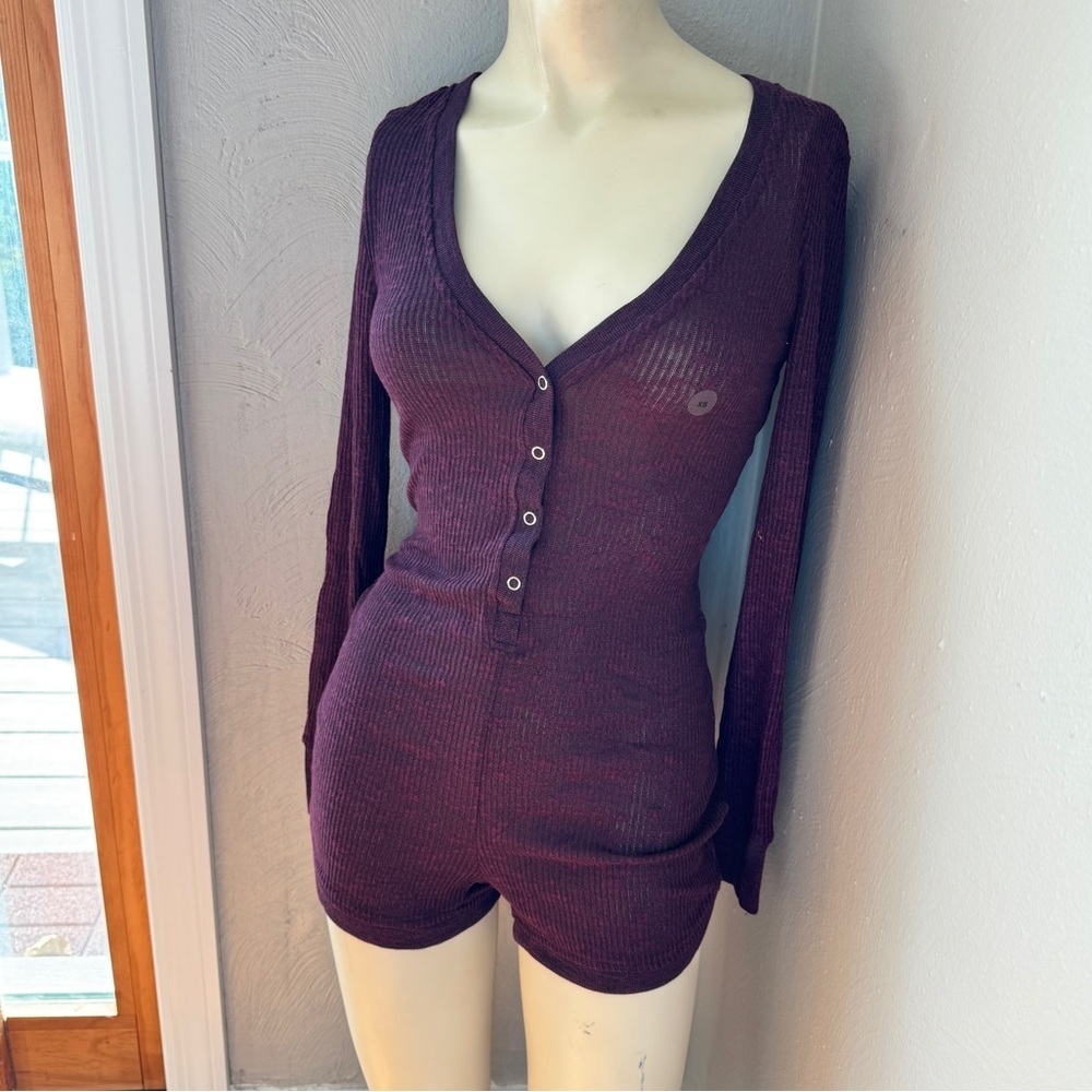 Aeropostale maroon romper size Xs nwt